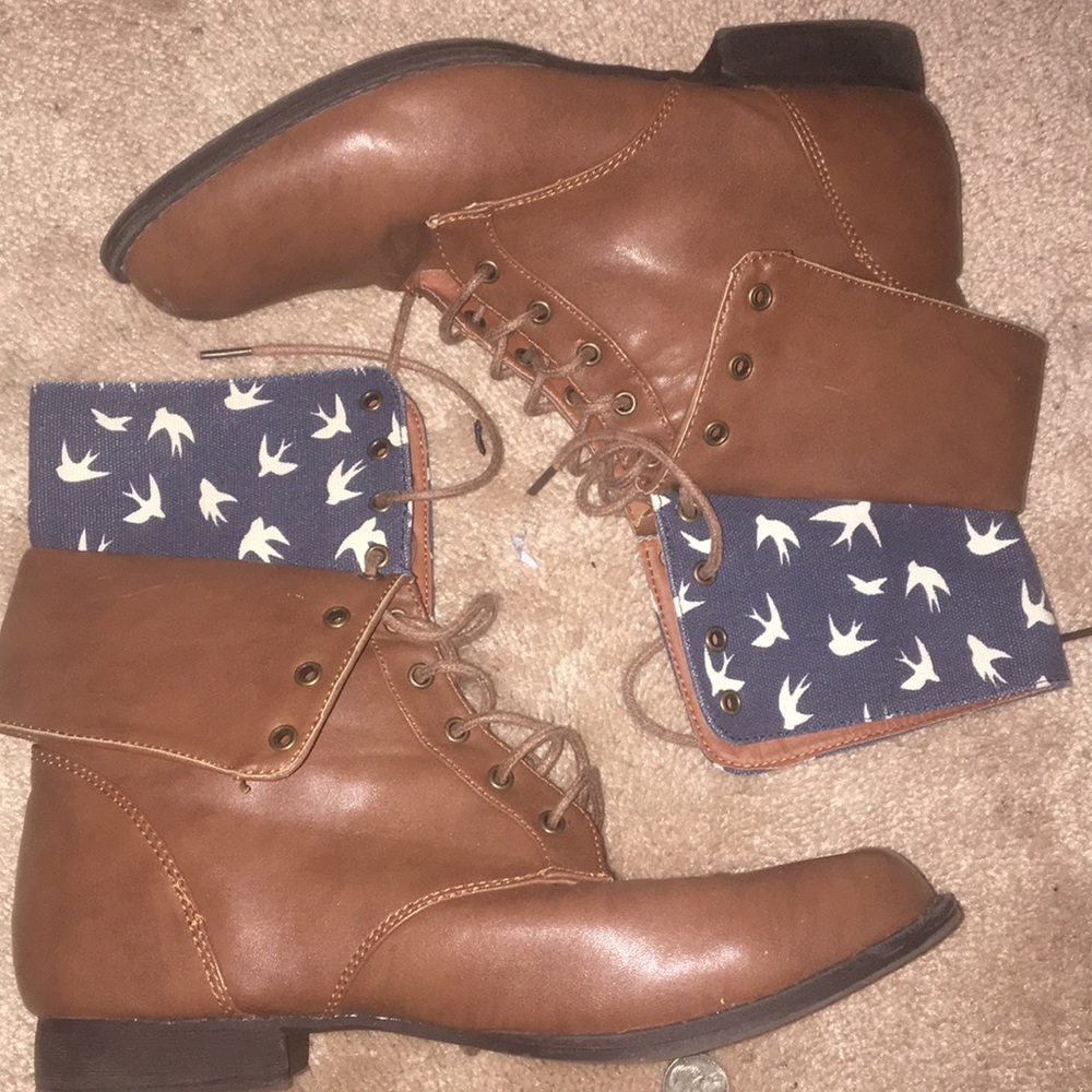 Wet seal combat boots